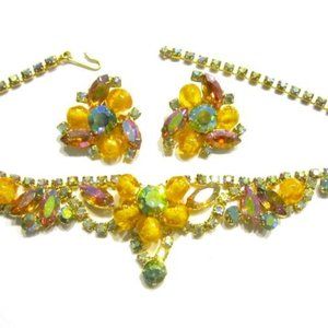 D&E Juliana Jewelry Dangling Necklace Earring Set